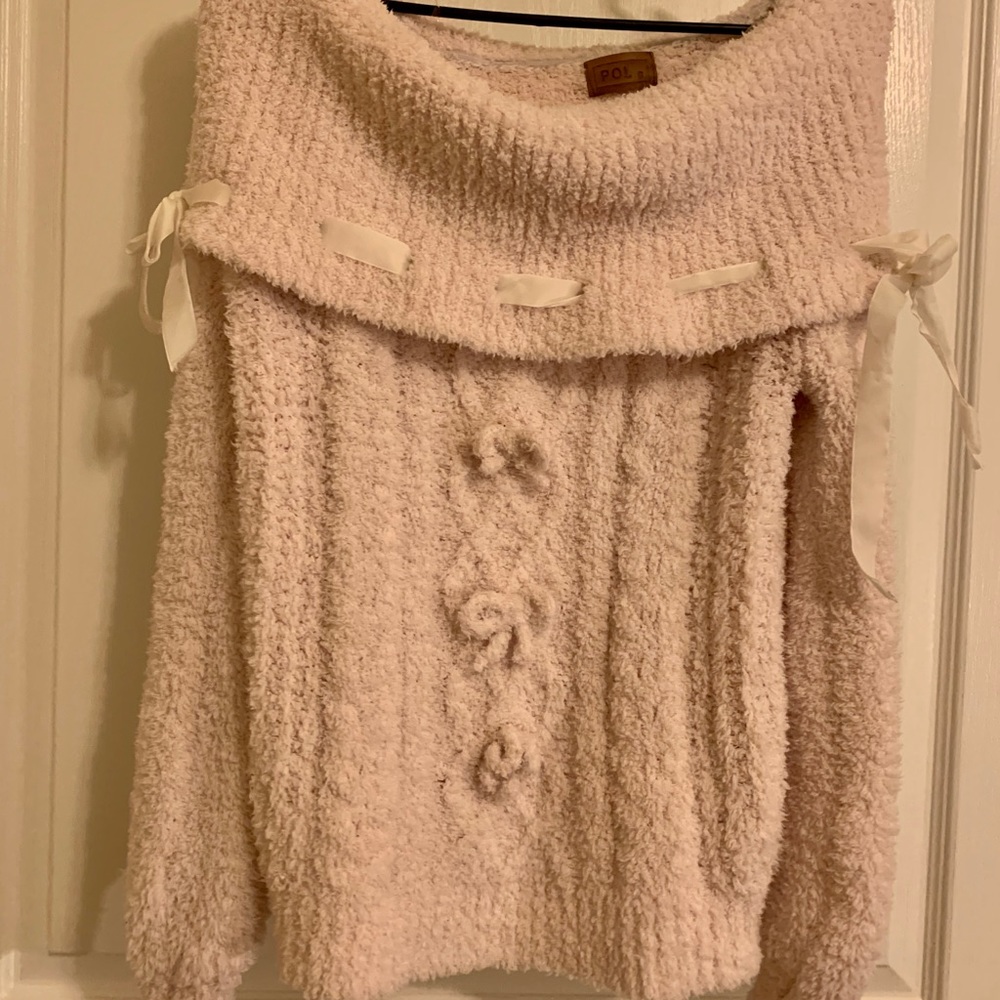 POL off shoulder sweater